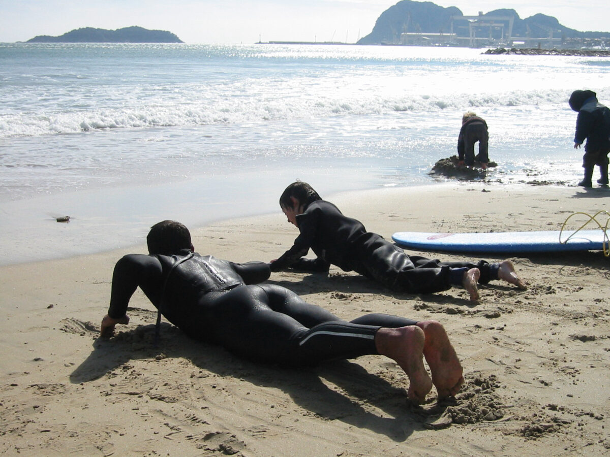 Ogliss.com - Site éditorial sports de glisse nautique (surf, paddle, foil, wing, kite) — positions Google acquises, potentiel à activer